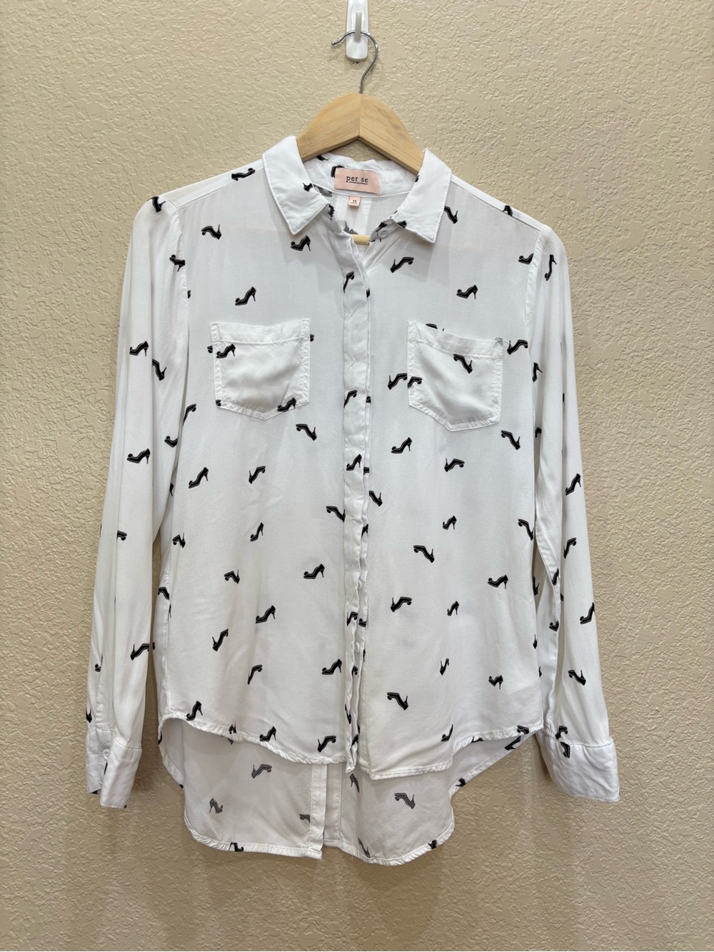 Per Se Black & White Stiletto Novelty Print Collared Blouse Sz M Office Coquette